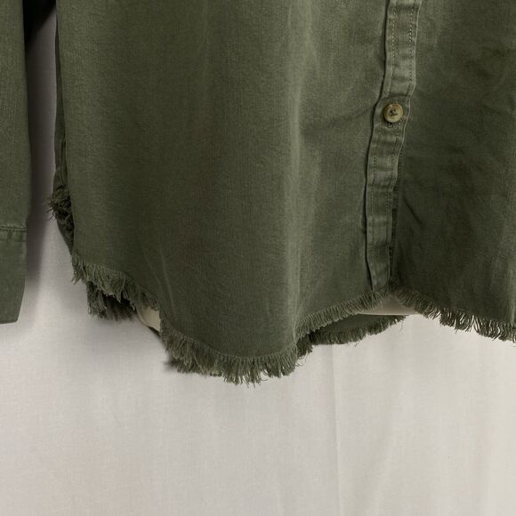 Foxcroft Top Womens 14 Green Tencel Lyocell Chambray Button Up Fringe Hem Grunge - Picture 5 of 12